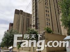 中间楼层采光好满五唯一,精装修,随时看房价格可议