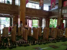 暖山国际 3室2厅 南 北