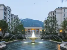 鸿玮澜山尊岳 法式大平层 精装修 拎包入住 几乎没有住