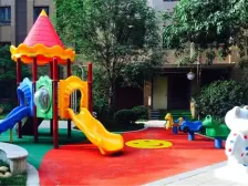 户型方正 四开间朝南 游乐园式小区花园 五星物业...