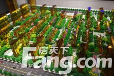 融创观澜壹号小区 视野好 出行方便 封闭小区三层洋房