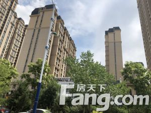 高楼层全天采光简单装修房本满2年