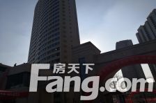 睿湖一号三室一厅两卫一阳台精装修