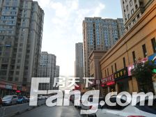 沿河观景房;双阳台精装大三居全天无遮挡。