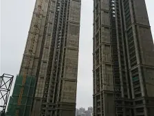 河畔新世界 4室1厅 西北 东北