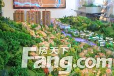 此房沿江看景,无遮挡,采光好,通风好,户型方正