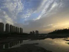 金水湾四期,三房带车位,满2年,业主急卖,产权清晰