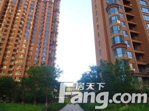 改善型大户型,全屋精装修,人车分流,小区绿化高