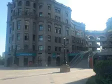 次新房,人车分流,下沉广场,大面积采光视野好