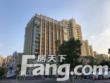 招商北固湾联排别墅,户型方正,带院子带露台带电梯