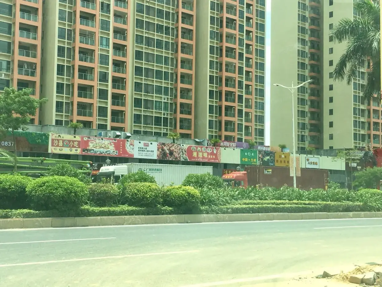 戛纳湾周边配套