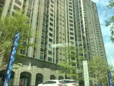 绿地商业广场 3室1厅 北