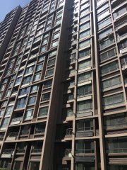 精装修公园景观房,采光好南北通透