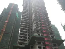 河畔新世界 4室1厅 南 北