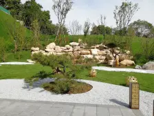 一梯一户,中间位置,视野好,出门即公园