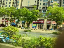 南天金源 小区中间 两梯两户 单价低 中间楼层