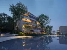 位于渝中区高处朝南看江格局分明跑道大阳台带2个车位