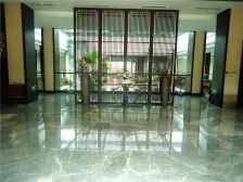 叠拼别墅下叠东打头,带前后院子、车库、小棚、菜地