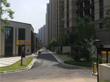 新上房源 端户大院子 楼栋位置好 诚心出售