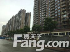 新世纪颐龙湾,四层大别墅,南北对流,采光好