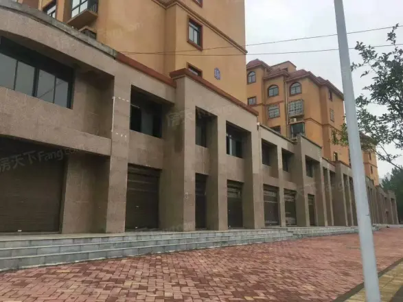 融鹰·垭都水郡实景图