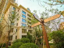 封闭小区人车分离精装修,环境优美环保材料,品牌家电