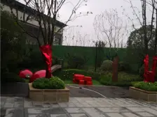 力高悦景薹(翡翠风华小区) 南北通透,采光好 装修好,环镜优美 中间楼层