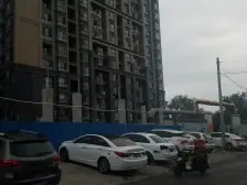 精选 中间楼层 精装地暖 业主诚心出售 有钥匙