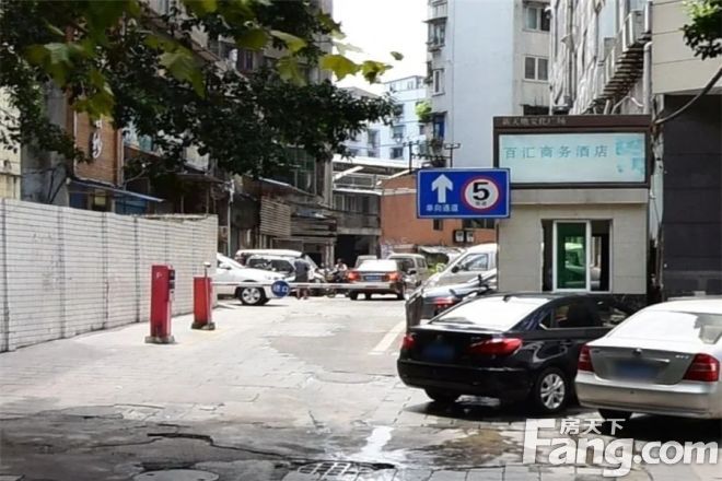 新天地广场实景图