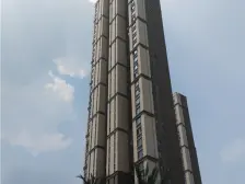 世茂大观 次新小区 中间楼层 大四房端户 松柏九年