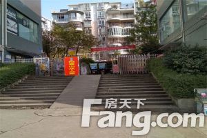 安汉广场优质大三房 ,大双阳台拎包入住