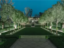 别墅区洋房一楼 带挑高地下室 带车位 业主诚心出售