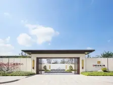 新小区环境优美,人车分流,采光好