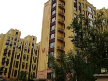 安德利花园,电梯好楼层,精装修三室带小棚