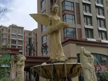 此房精装修,可拎包入住采光好 电梯 楼层佳 视野好。