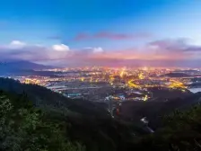 顶复户型 复层带独立卫生间 南北双露台