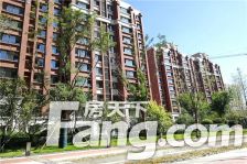 绿地公馆二期 120平 3室精装修 储 可贷款