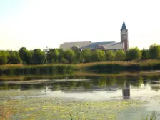 双气四层联排别墅,前后两花园、两车位,镇上配套全