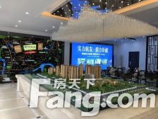 翰林郡93平米大两室顶楼采光视野好