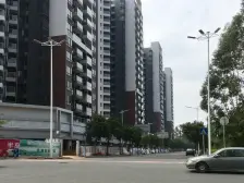 繁华地段半岛豪庭,业主诚心出售.