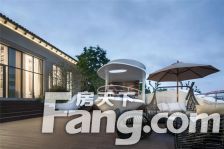 龙湖舜海府联排别墅,带地下室,小区环境优美