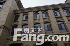 华硕天韵电梯房带大平台,精装修,交通便利,配套齐全