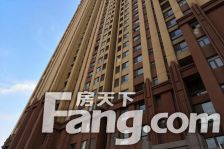 小区紧挨着西外环交通方便 小区环境好