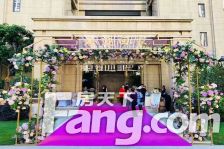 高新区 橘园洲桥头堡 精装修 拎包住的两居室