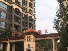 房子精装修,户型方正,南北通透,采光充足