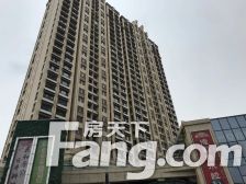 万象城顶层加阁楼,使用面积大,采光好诚心出售