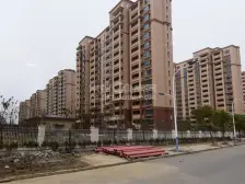 诚心出大义 四房三卫复试 简装装修 看房方便