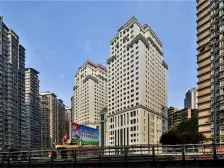 解放碑次新小区配套成熟,业主诚心,交通方便