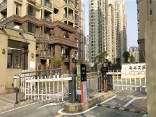 房子前面无遮挡,事业和采光都非常好,是您居家的优选。