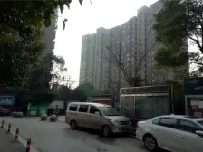 近火车站和地铁口 老城区旺盛烟火气足 通透改善大三房